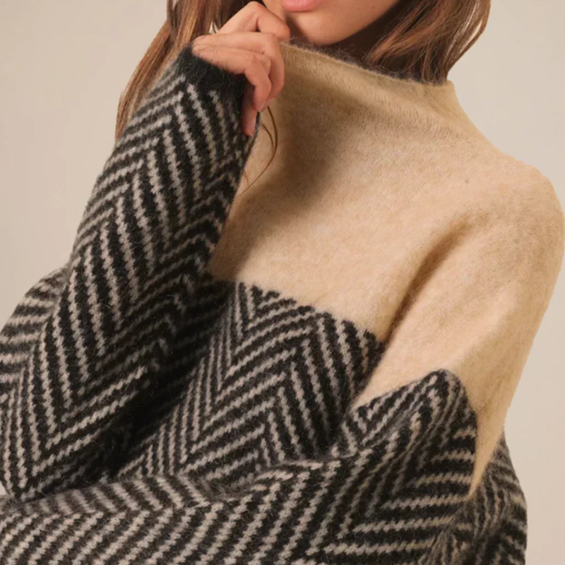 Romane | Chic Sweater - Best Sellers