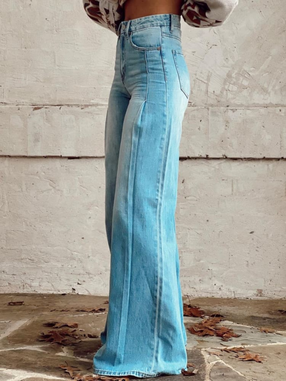 Monroe Vintage Flared Jeans – A Classic 70s Revival!