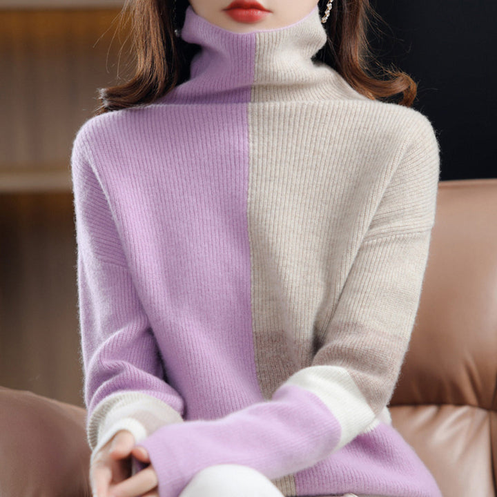 Joanna - Light Turtleneck