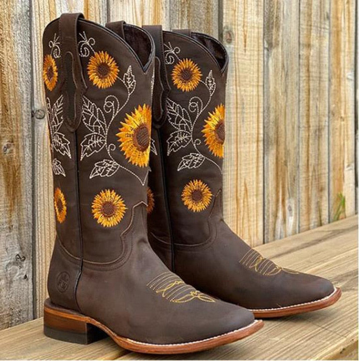 Soleil Western Boots – Bohemian Spirit with a Touch of Ibiza