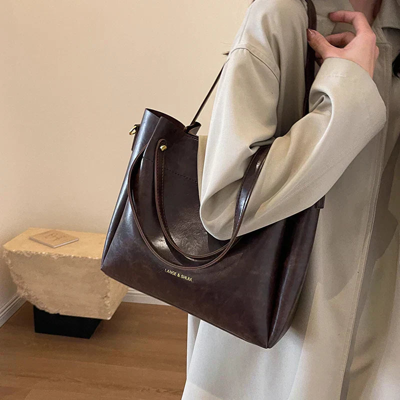 Lilia - Luxury Bag