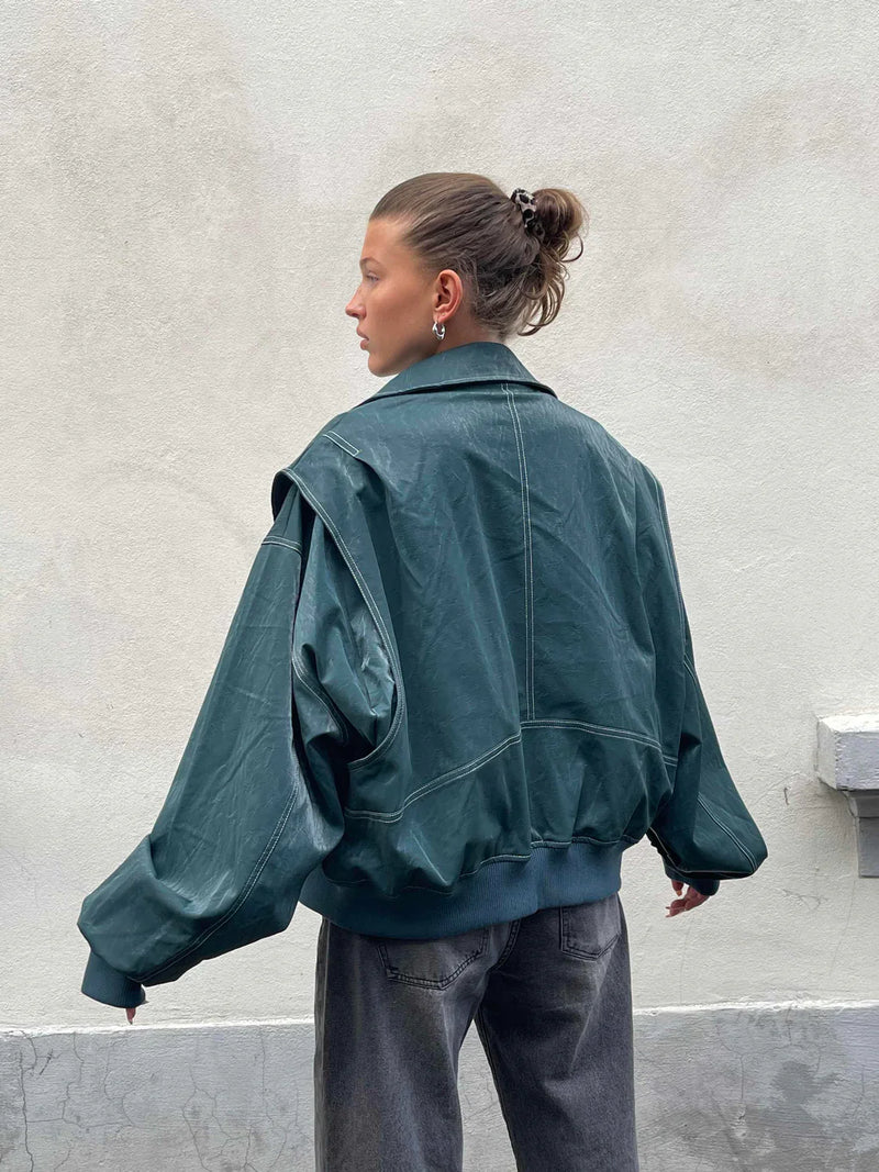 UrbanEdge™ Oversized Jacket – Streetwear Meets Comfort!