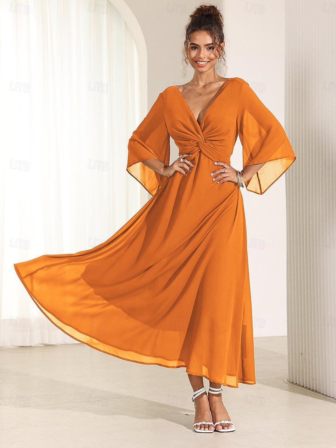 Robe longue à volants torsadés en fil perlé